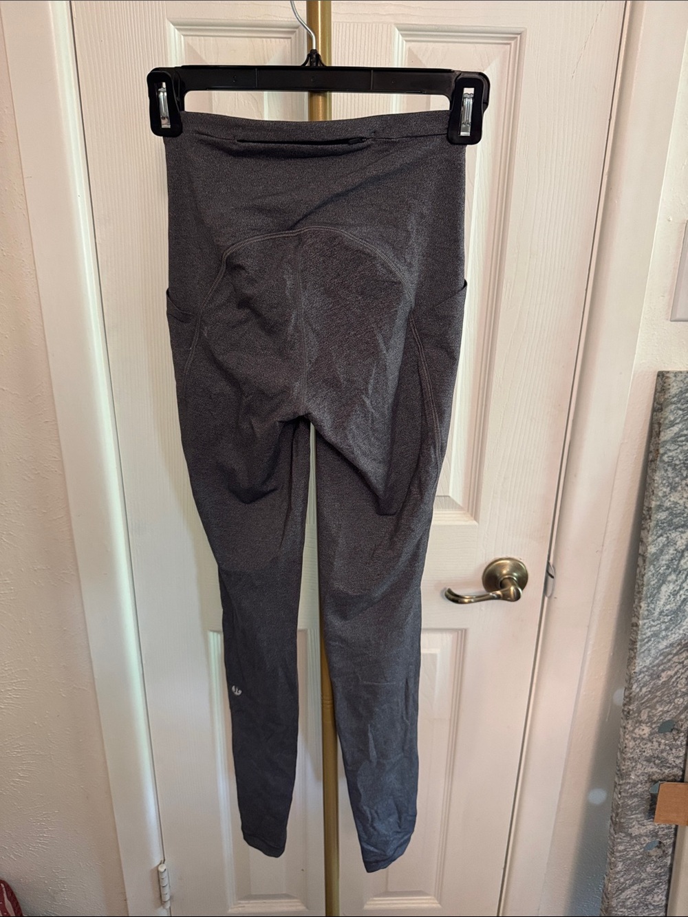 Lululemon Speed Up Mid Rise Legging - Picture 6 of 9